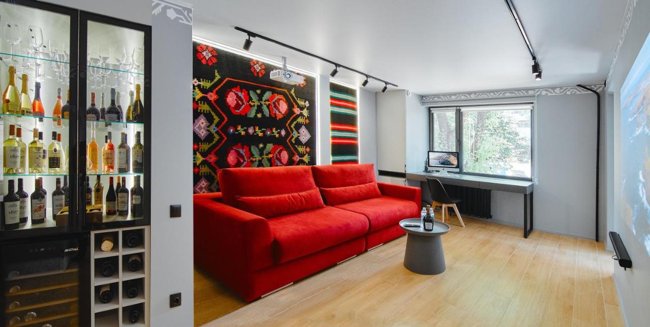 Unique Wine Apartments, City Center, Smart Lock 24/7 Кишинів Екстер'єр фото